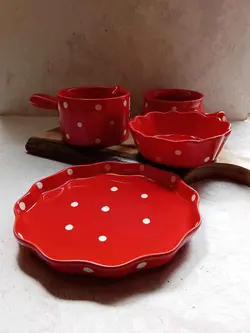 ظروف سرامیکی خال دار قرمز (5564)