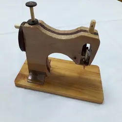 چرخ خیاطی چوبی