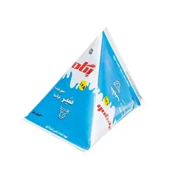 شیر سه گوش نیم چرب فرادما پگاه - 200 میلی لیتر