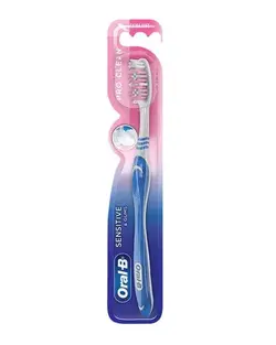 مسواک بسیار نرم اورال بی مدل PRO CLEAN