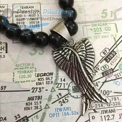 گردنبند طرح سنگ با آویز بال