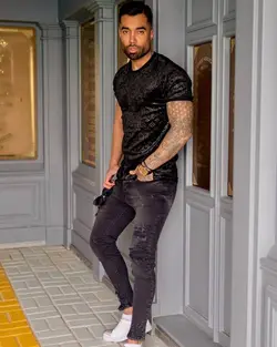 تیشرت مخمل کد 2011 - پوشاک سجاد کمرون