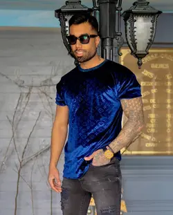 تیشرت مخمل کد 2011 - پوشاک سجاد کمرون