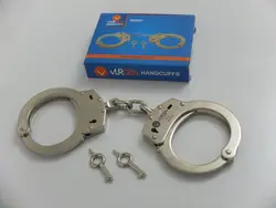 دستبند پلیسی