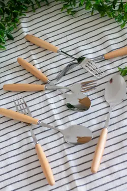 ست قاشق و چنگال دسته چوبی