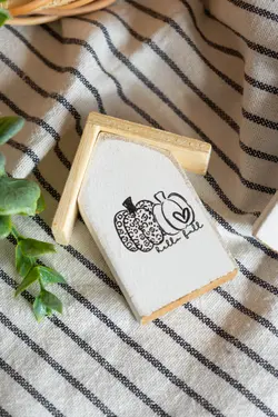 کلبه دکوری چوبی کدو