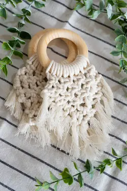 آویز حلقه ای مکرومه سفید