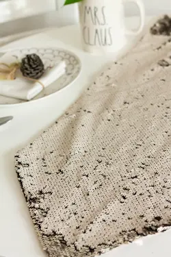 رانر پارچه ای دورو پولک دار 2