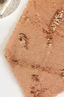 رانر پارچه ای دورو پولک دار کد1