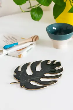 زیر بشقابی برگ طرح 2