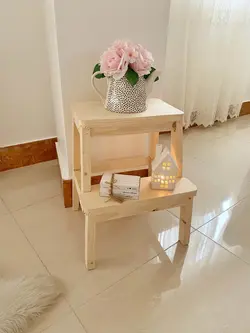چهارپایه طرح ایکیا گوشه هلالی روشن