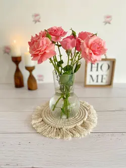 زیرگلدانی مکرومه گرد کرمی