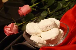 گز آردی 28٪ پسته بادام ۵۰۰ گرم