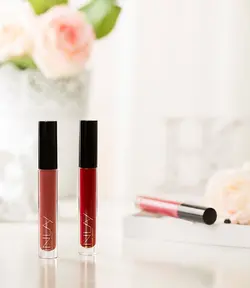 رژلب های مایع مات این‌لی