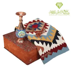 ست گلیم و گلدان مس و پرداز در جعبه ترمه سایز ۱