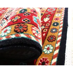 فرش ماشینی نیروانا طرح گبه کد 784 زمینه سورمه ای
