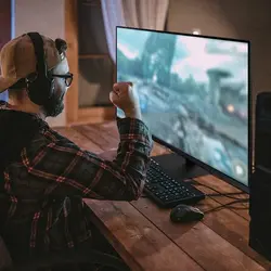 مانیتور خمیده هوشمند 32 اینچ  Samsung مدل LS32AM700