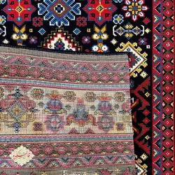 کناره گلیم، طرح قشقایی سرمه ای