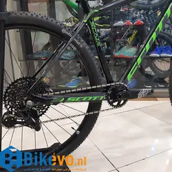 دوچرخه دست دوم کربن SCOTT Scale 735