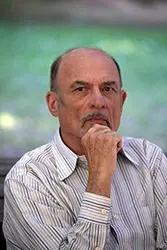 دژخیم عشق و چند داستان روان درمانی دیگر