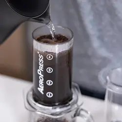 قهوه‌ساز اروپرس AeroPress Clear | تاکسی قهوه | مرجع تخصصی مقایسه و خرید قهوه