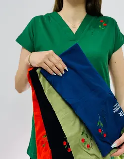 تیشرت گلدوزی یقه هفت