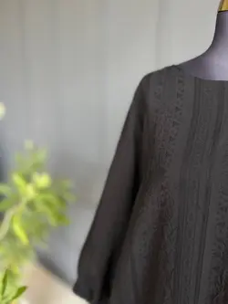 پیراهن دیبا مشکی طرح دار