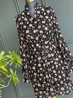 پیراهن اسکارلت گل دار زمینه مشکی