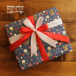 پک عروسک آغوش به همراه کارت پستال