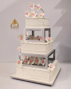 کیک مراسمات -کیک طبقاتی