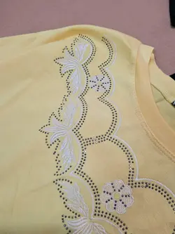 بلوز آستین سه ربع  گلدوزی و نگینی 