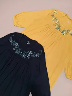 بلوز آستین سه ربع قواره دار بالا گلدوزی