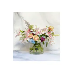 گلدان گل لیلیوم