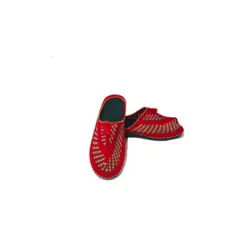 گیوه سنتی قرمز