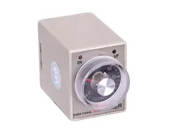 تایمر تابلویی 60 ثانیه ای ستاره مثلث با سوکت pftah3-60s