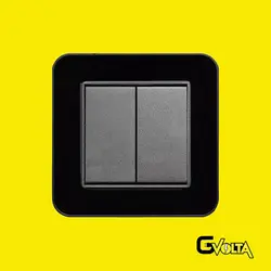 کلید و پریز ایران الکتریک مدل ارس نقره ای با میانه مشکی