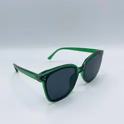 عینک افتابی زنانه کد 21008