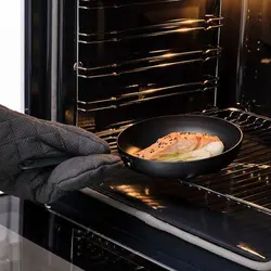 ماهیتابه آیکیا قطر 20 cm مدل VARDAGEN frying pan, carbon steel