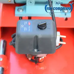 کمپرسور باد 250 لیتری تسمه ای 3 سیلندر