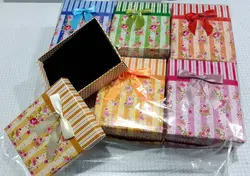 جعبه نیم ست گلدار پاپیون 8*10 بسته 12 عددی