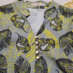 شومیز زنانه 5 دکمه طرح برگ کد 01671