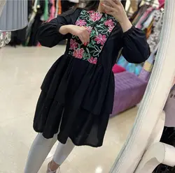 مانتو گلدوزی شده دامن طبقه ای(۱۵۸۷۹)