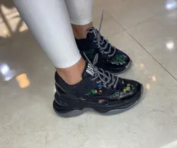 کتونی های زیبای تابستونی(۲۳۴۹۸)