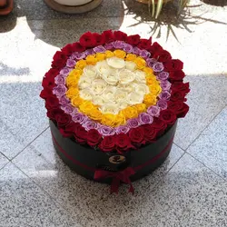 خرید باکس گل رز 100 شاخه بدون واسط از گلخانه خانم گل کرج