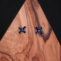 گوشواره چهار پر با نگین آبی