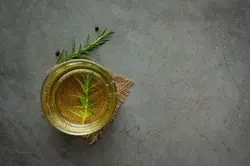 روغن رزماری