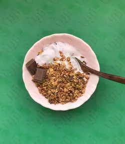 گرانولا نوتلا و فندق شیشه ای  حجم 380 گرم