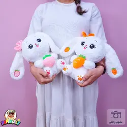 عروسک خرگوش میوه به دست