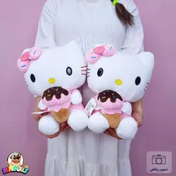 عروسک کیتی بستنی بدست