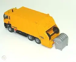 ماکت ماشین زباله